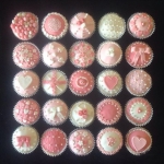 pink-icing-cupcakes
